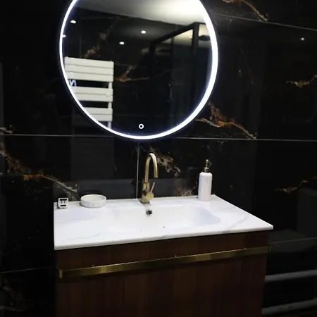 Luxury アパート *